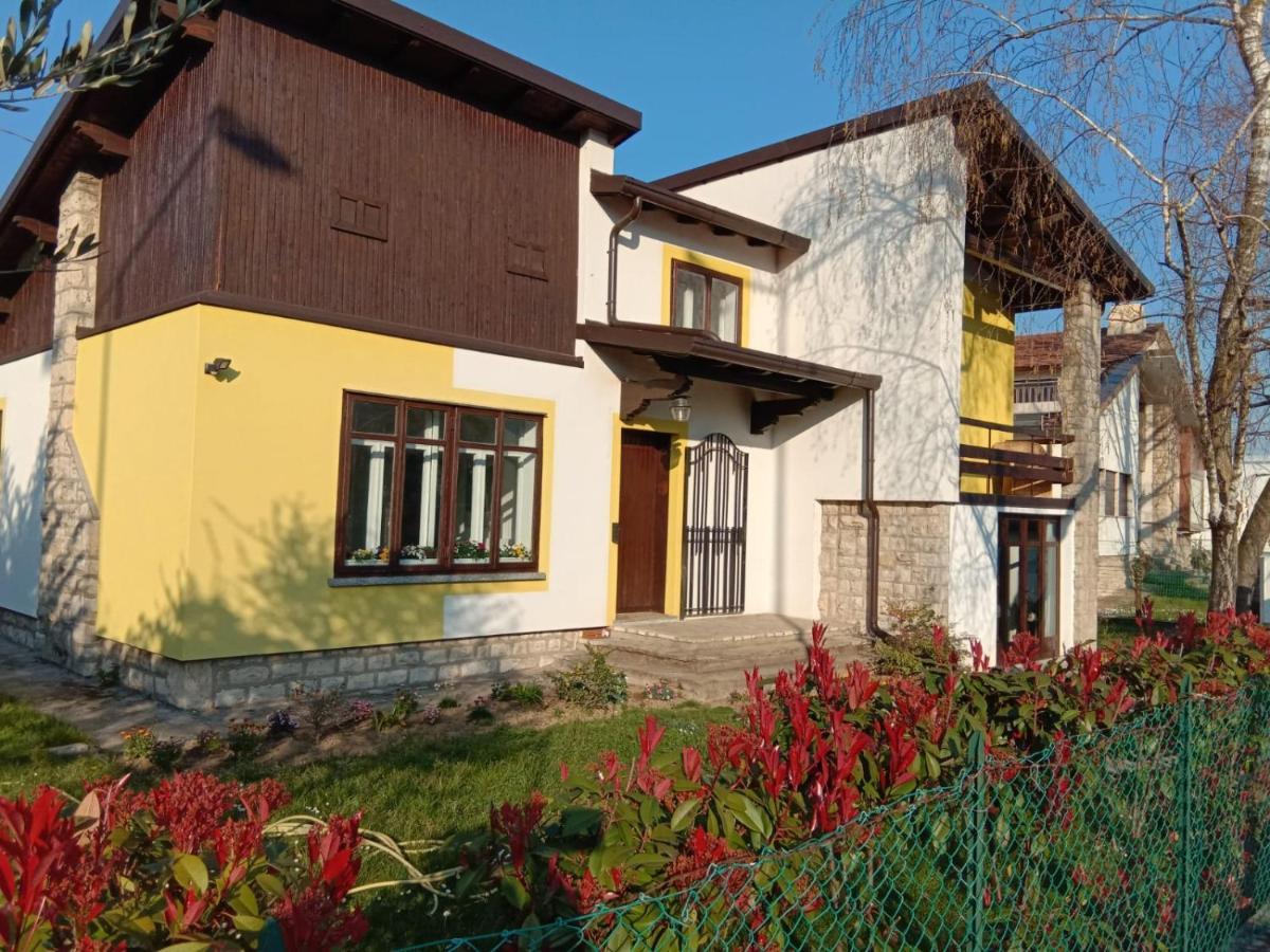 Villa Lim Bergamo Exteriör bild